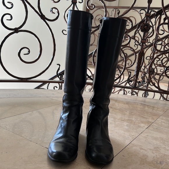 Stuart Weitzman Rider Black Calf Boots Size 8.5 - Picture 2 of 9